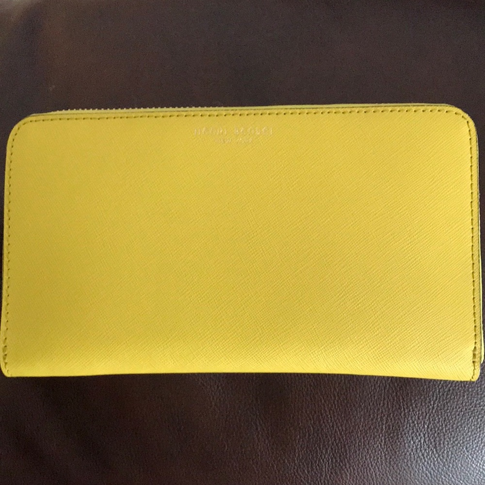 Henri Bendel Wallet